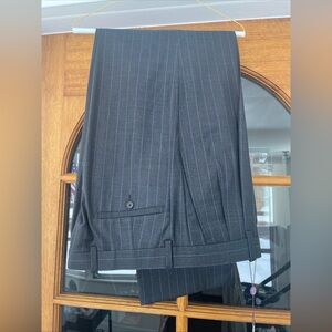 Aristo Eighteen Aberdeen Grey/blue Pleated Pinstripe Pants 35 W 33 In 100% Wool